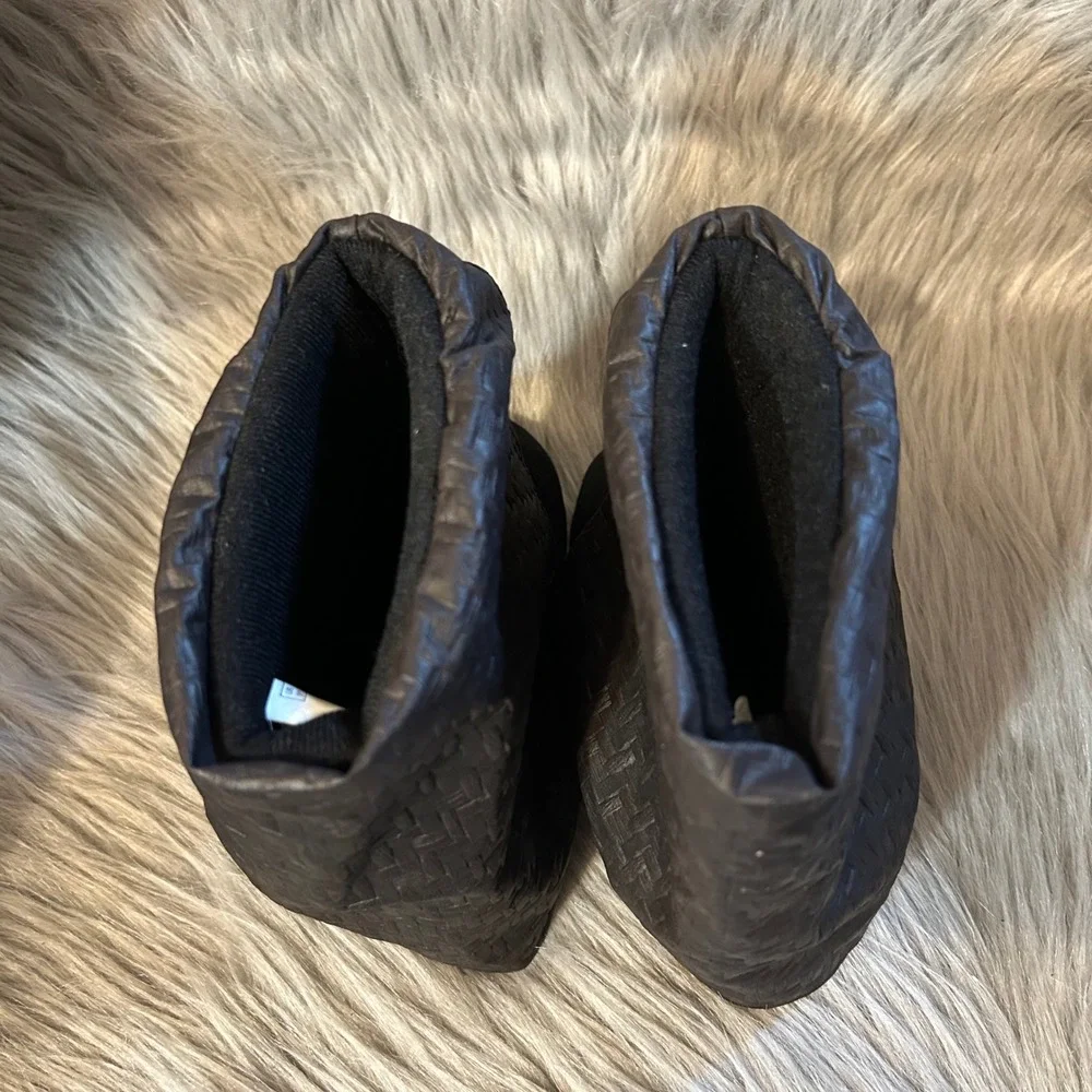 Star Wars Kylo Ren Boot Slippers Toddler Boy Size Small 9/10 Black Booties Shoes